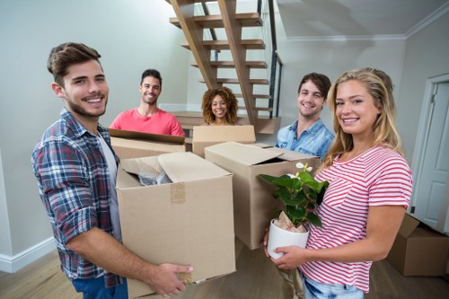 Reliable Wimbledon man and van solution for everyday transport