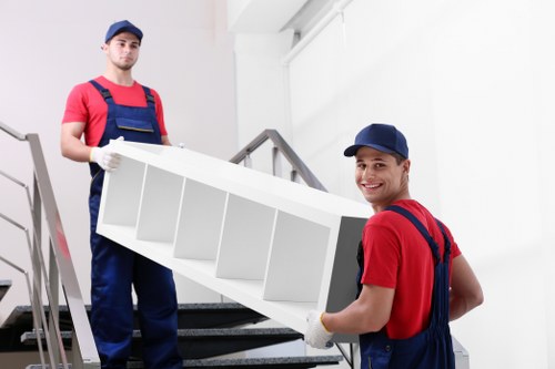 Professional moving support in Wimbledon area